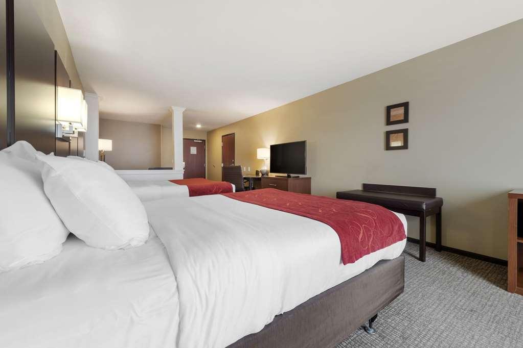 Comfort Suites & Conference Center Worthington Room photo