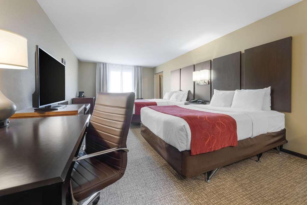 Comfort Suites & Conference Center Worthington Room photo